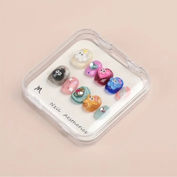 Charm Press-On Nails Short Trending Cute Discount - Picture 2 of 6